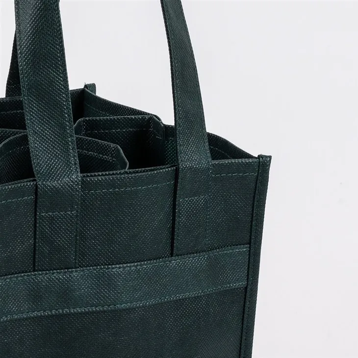 4 Bottle Non Woven Wine Bag With Sturdy Bottom